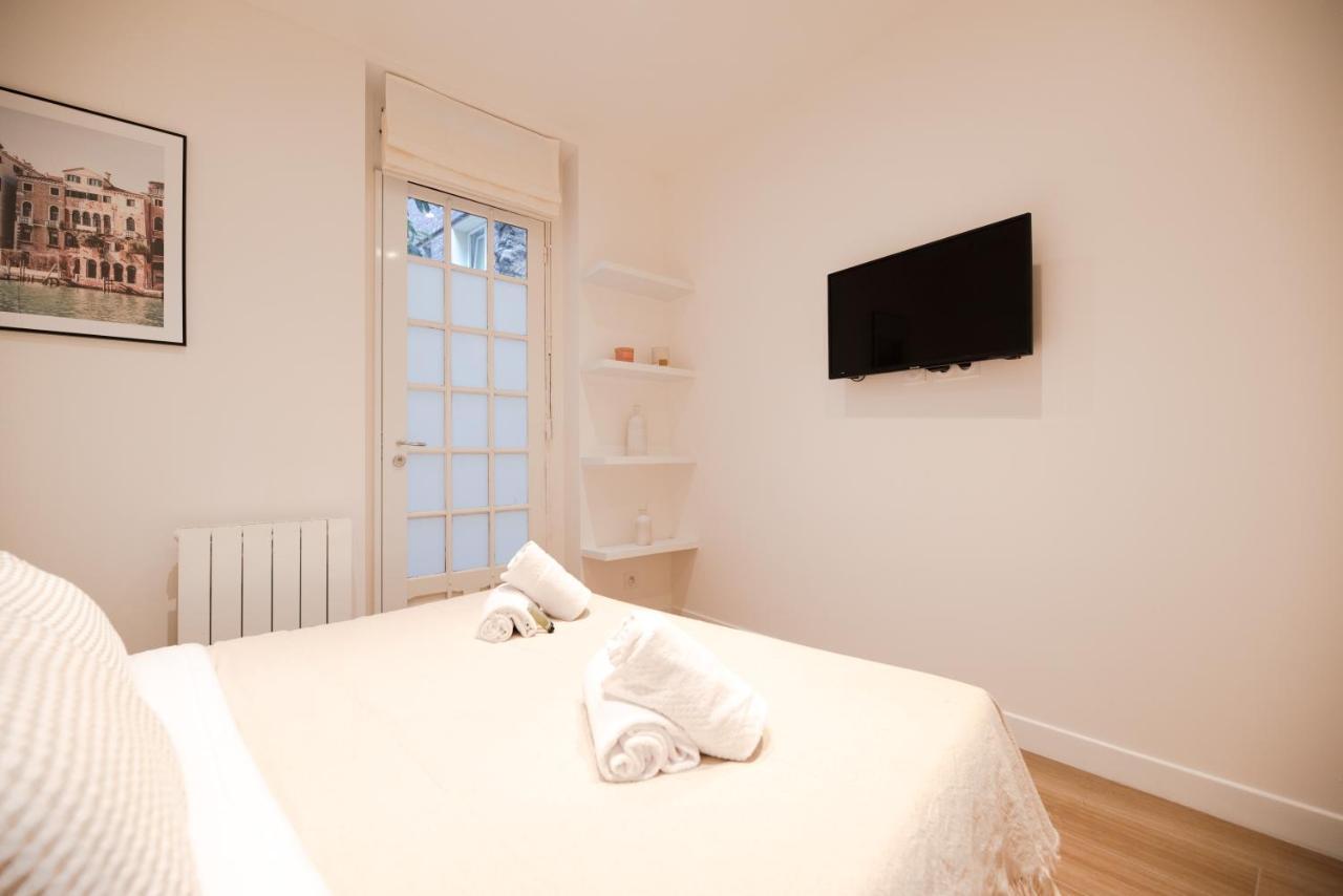 Beautiful Apartments in le "Haut Marais" Paris Exterior foto